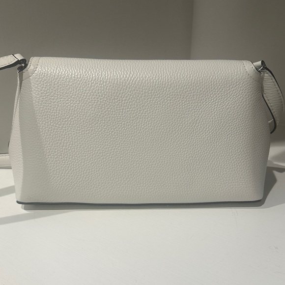 Toteme white T lock clutch - Picture 6 of 10